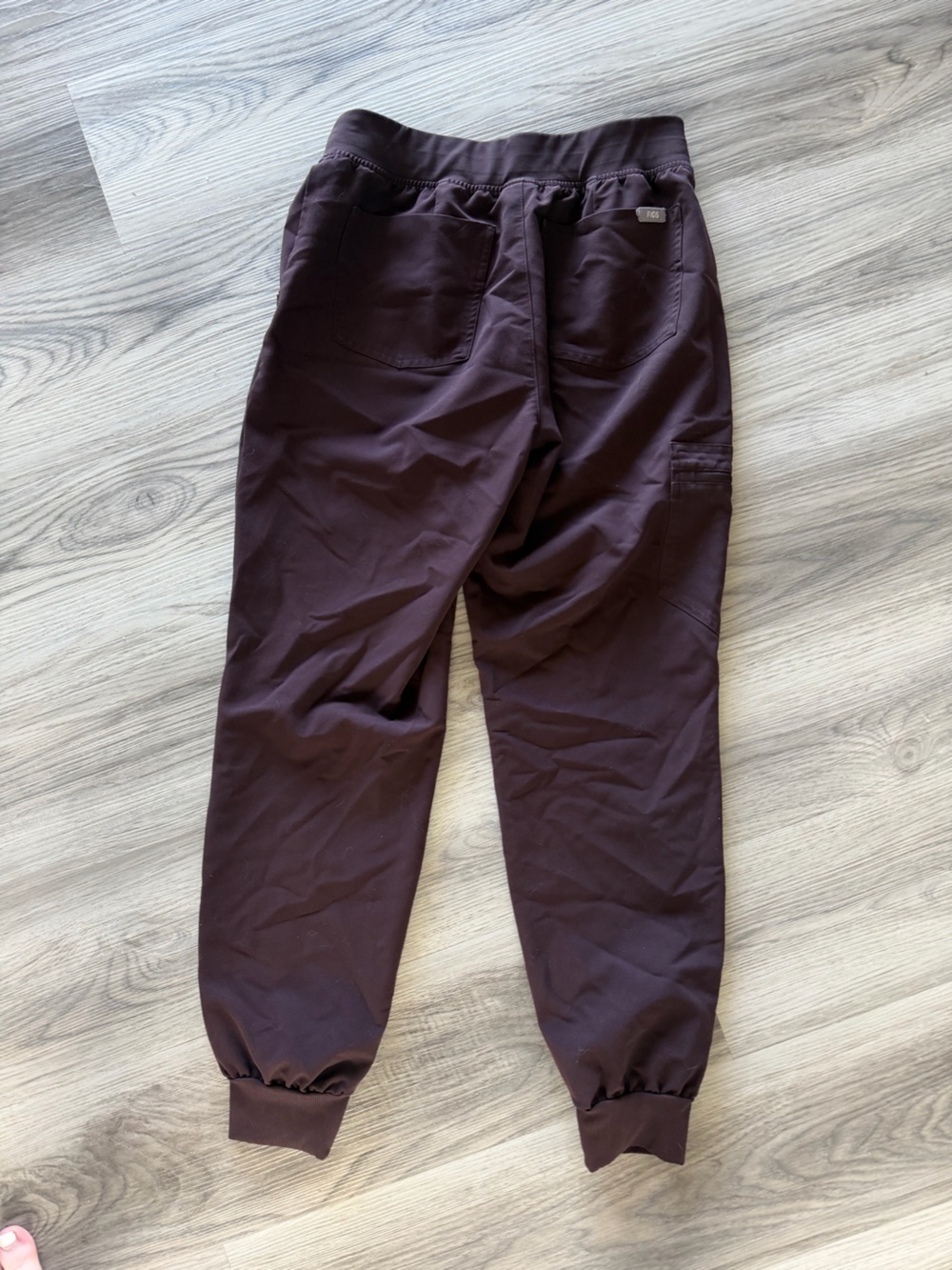 Figs Women’s Jogger in espresso brown